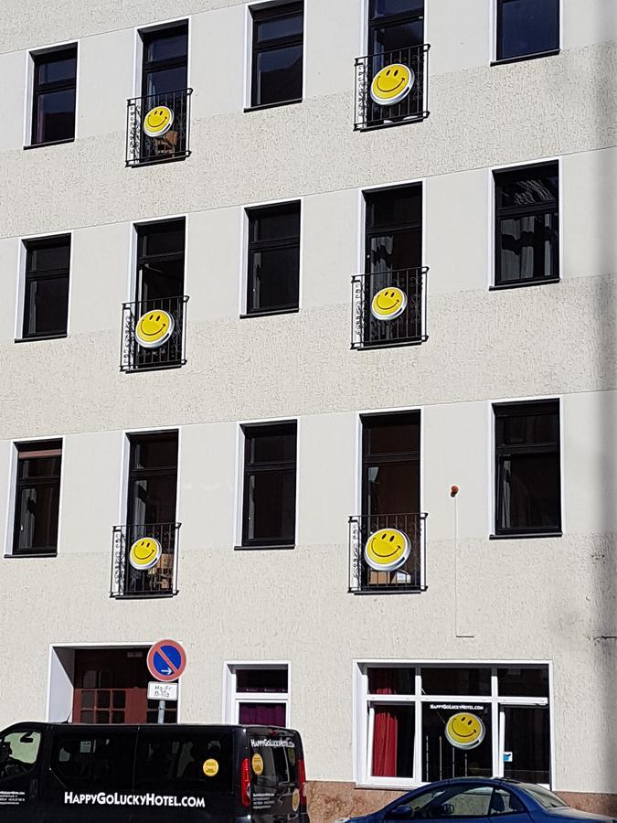 Happy Go Lucky Hotel + Hostel Schoneberg Berlin Exterior photo